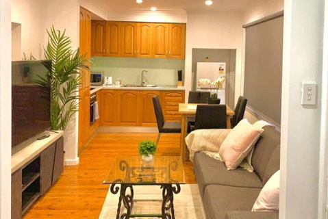 St Marys Affordable 5 Br Cozy House - Australia Accommodation 0
