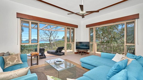 Sweeping Views - Australia Accommodation 2