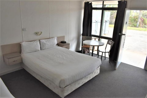 The Edge Motel - Australia Accommodation 0