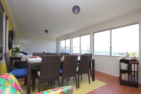 BEACHVIEW - 14 Second Ave , Bonny Hills - Australia Accommodation 3