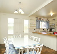 Beachwalk Cottage - Australia Accommodation