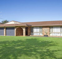 Beachway - beach access at end of street