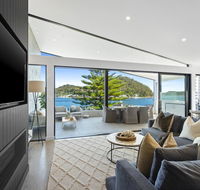 Beauty on Booker Bay - Australia Accommodation