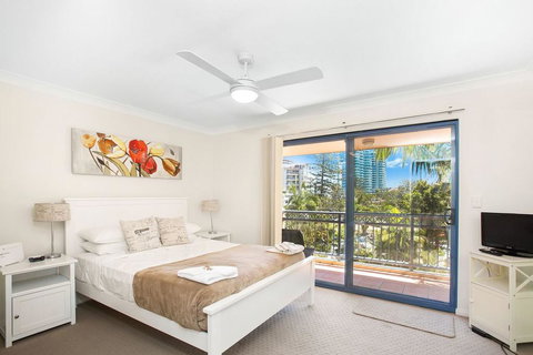 Bella Mare Beachside Apartments - Australia Accommodation 3