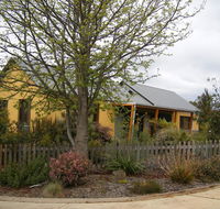 Bella Villa - Australia Accommodation