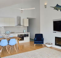Between two beaches - Australia Accommodation