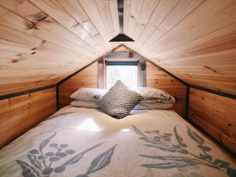 Big Tiny Seven Hills Tiny House, Tallarook - Australia Accommodation 3