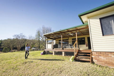 Big Yango House - Australia Accommodation 1