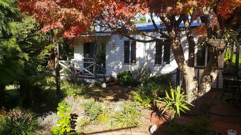 Bird N Branch - Australia Accommodation 0
