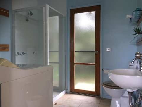 Black Cockatoo Cottages - Australia Accommodation 3