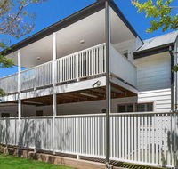 Blake Loft on Manning - 500 metres to two beaches - Australia Accommodation
