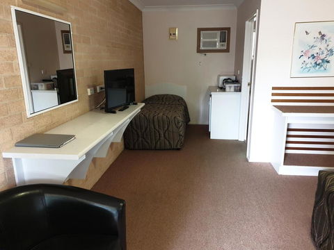 Blayney Central Motel - Australia Accommodation 1