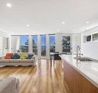 Blue Bird at Nelson Bay - Australia Accommodation