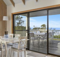 Blue Oar Beach House - Australia Accommodation