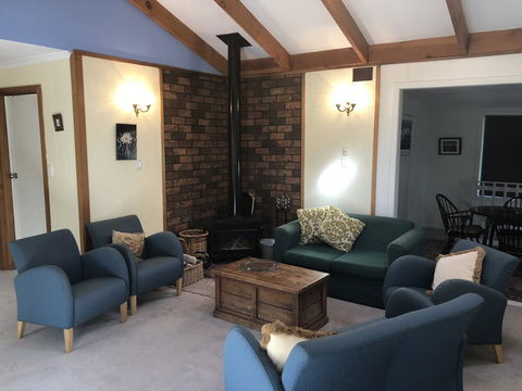Blue Range Cottage - Australia Accommodation 2