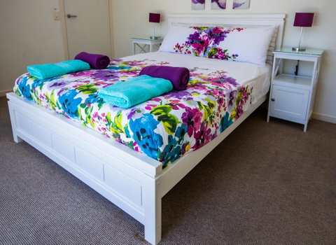 Blue Vogue Combo @ 192 Boomerang Drive - Australia Accommodation 3