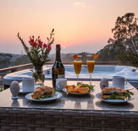 Blueberry Hills On Comleroy - Australia Accommodation
