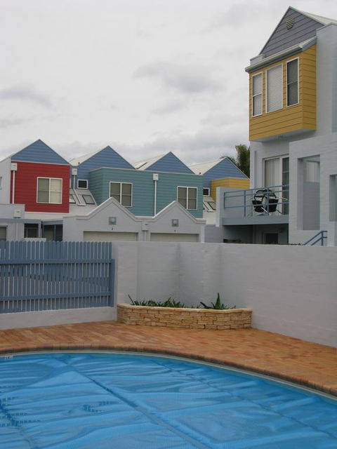 Bluedock Apartments - Australia Accommodation 3