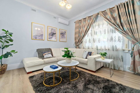 The Newly Renovated - Maylands Vacation Home - Australia Accommodation 2