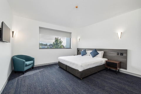 Thornton Executive Hotel - Australia Accommodation 0
