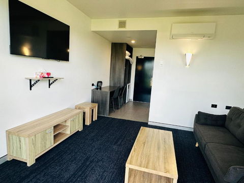 Thornton Executive Hotel - Australia Accommodation 3
