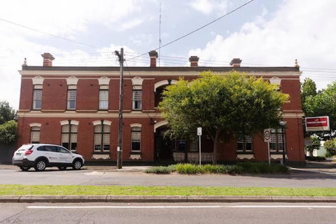 Thommos Pub - Australia Accommodation 0