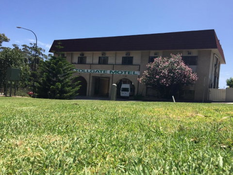 Tollgate Motel - Australia Accommodation 0