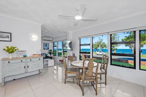 Waterfront Bliss In Margate - 30 Min From Brisbane - Australia Accommodation 0