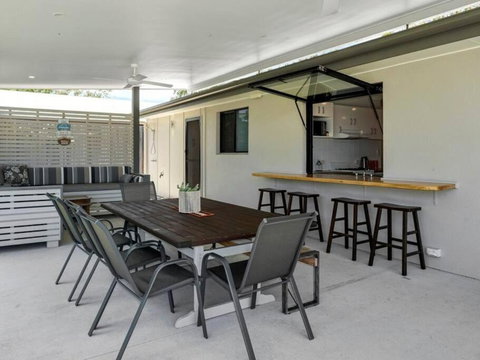 Welcome To The Crab Shack - Australia Accommodation 3