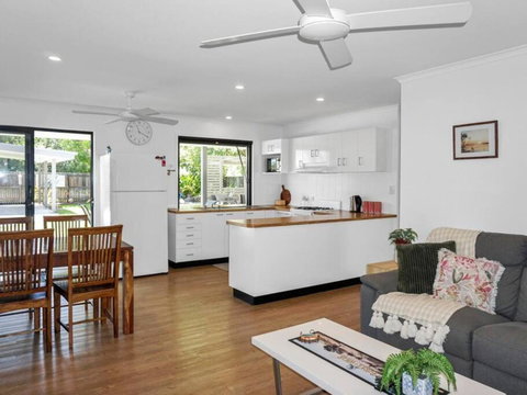 Welcome To The Crab Shack - Australia Accommodation 0