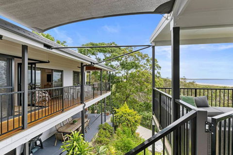 YARABIN - Luxury Home With Ocean Views - Australia Accommodation 3