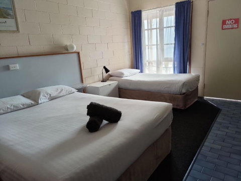 Yarragon Motel - Australia Accommodation 3