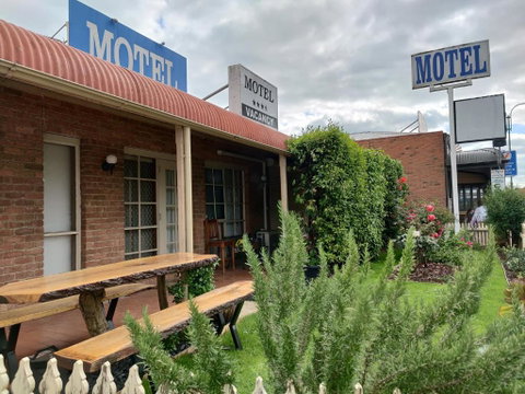 Yarragon Motel - Australia Accommodation 1