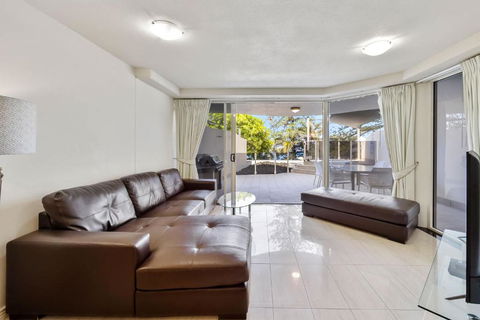 ZANZ205- Exclusive Outdoor Spa With Ocean Glimpses - Australia Accommodation 0