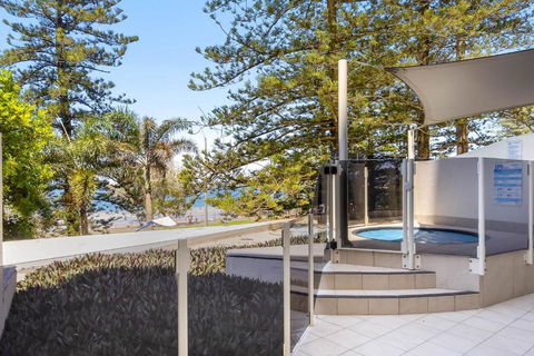 ZANZ205- Exclusive Outdoor Spa With Ocean Glimpses - Australia Accommodation 1