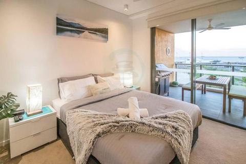 ZEN BY THE OCEAN - 1-BR Executive Biz Retreat - Australia Accommodation 1