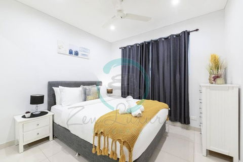 ZEN Central Bliss 2BR Holiday Retreat In The CBD - Australia Accommodation 2