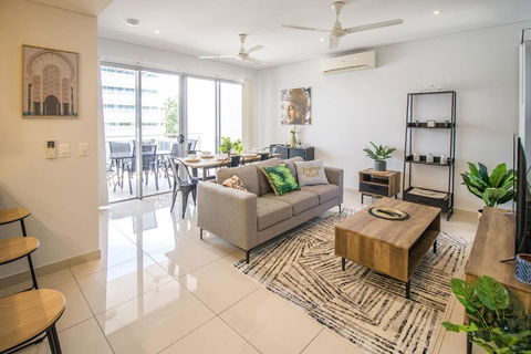 ZEN CENTRAL CBD - Affordable 3-Bdrm Apt In The Heart Of Darwin City - Australia Accommodation 1