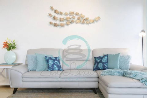ZEN POINT PENTHOUSE 3-BR Executive W/front Retreat - Australia Accommodation 2
