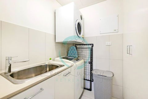 ZEN TOWERS: Cozy Executive 3-BR Family Apt In Darwin City - Australia Accommodation 1