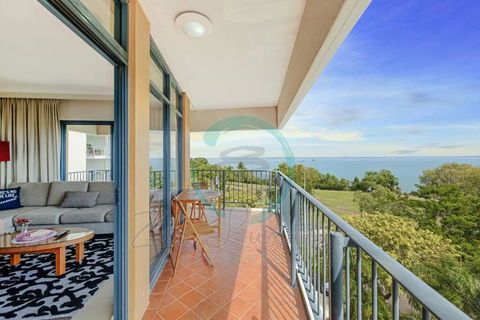 ZEN88 Esplanade: 3-BR Luxury Suite Near Waterfront - Australia Accommodation 0