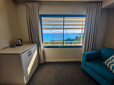 ZEN88 ESPLANADE: Hotel Suite W/ Ocean/Sunset Views - Australia Accommodation 2