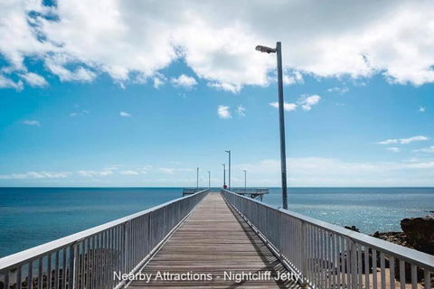 ZEN FORESHORE: 3-BR Nightcliff Foreshore-Front Apt - Australia Accommodation 3