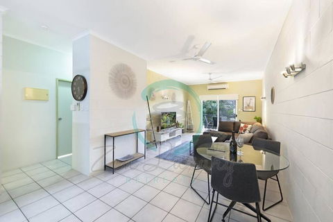 ZEN Westralia: 2-BR Cozy Inner-City Apt Near Shops - Australia Accommodation 3