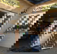 Small Group Adelaide Hills and Hahndorf Hideaway Tour from Adelaide - Australia Accommodation