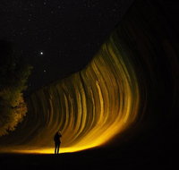 Wave Rock Wild Flowers and Astro Photography - Australia Accommodation
