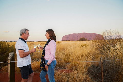 Uluru (Ayers Rock) Sunset Tour - Australia Accommodation 0