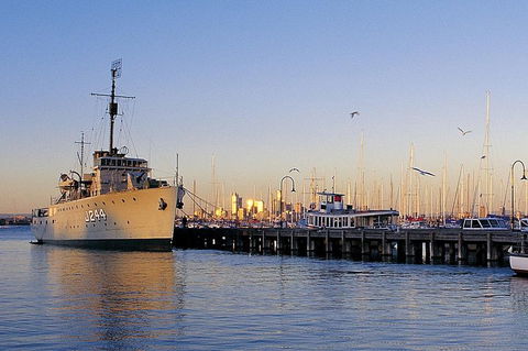Melbourne City And Williamstown Ferry Cruise - Australia Accommodation 4