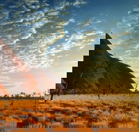 Highlights of Uluru Including Sunrise and Breakfast - Australia Accommodation