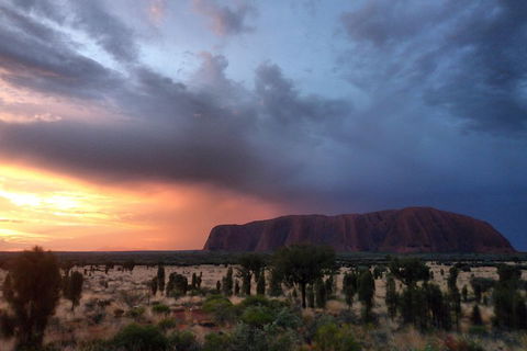 Uluru Small Group Tour Including Sunset - Australia Accommodation 4